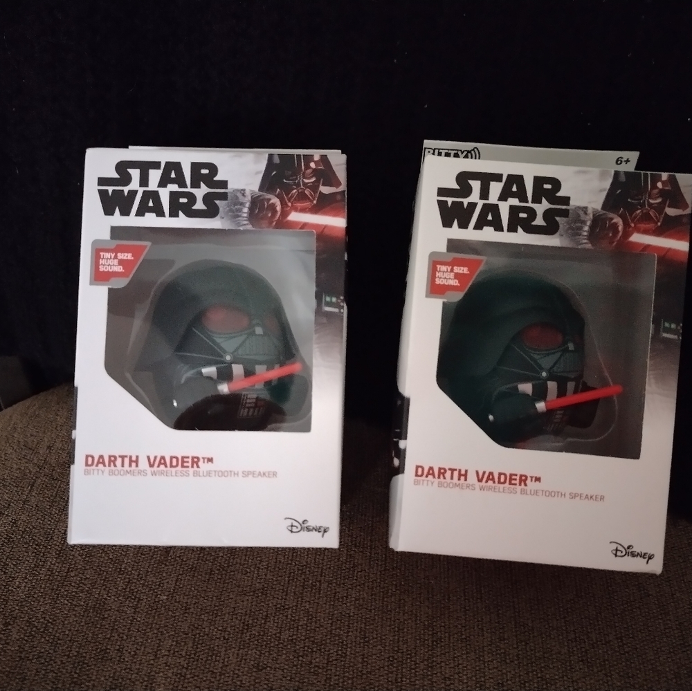 New in box star war Bluetooth speaker